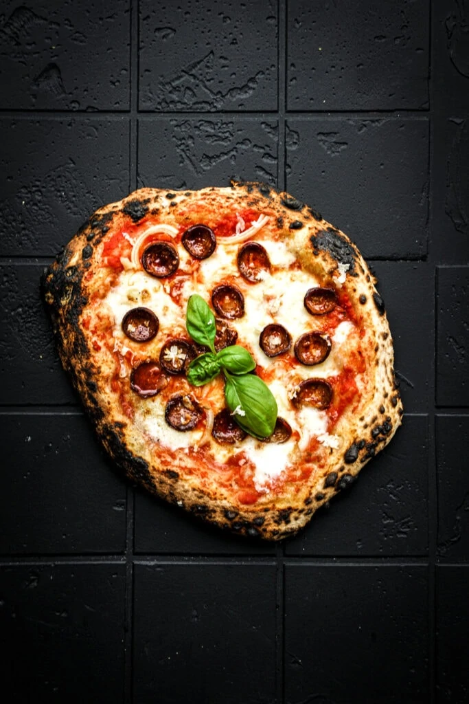 Pizzateig mit Sauerteig Rezept