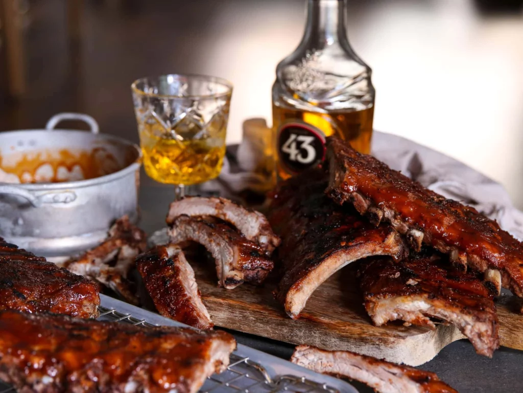 Spareribs-Marinade Spareribs mit Honey-Coffee-Glaze