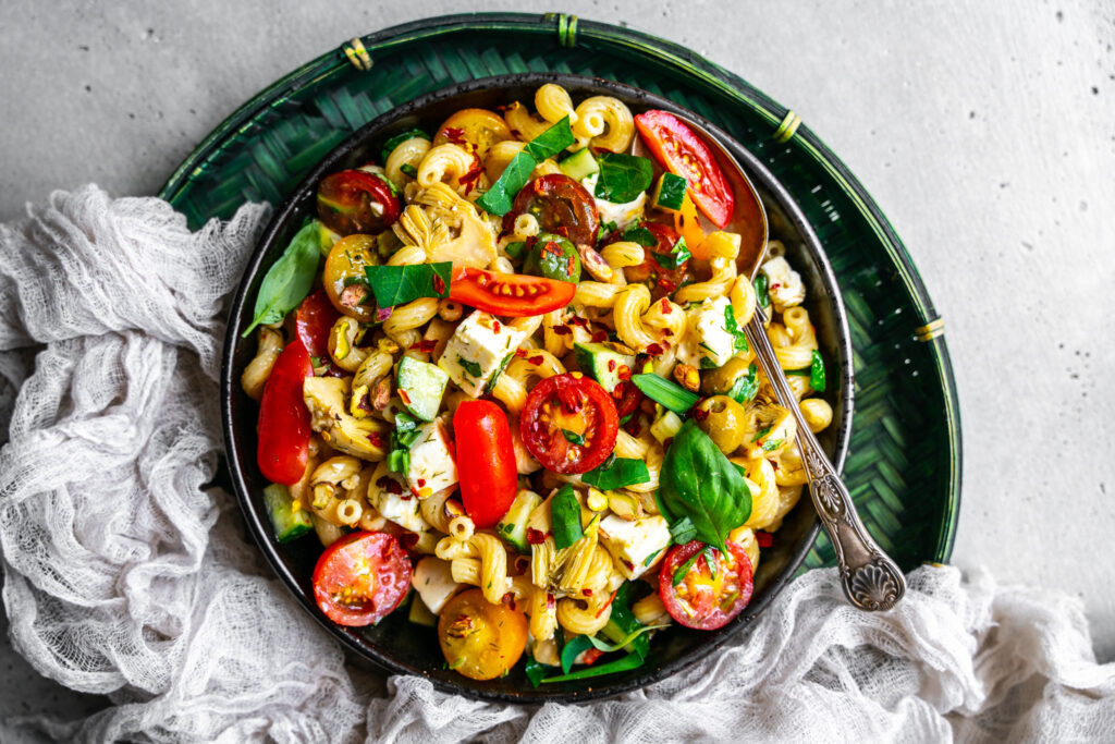 Griechischer Nudelsalat