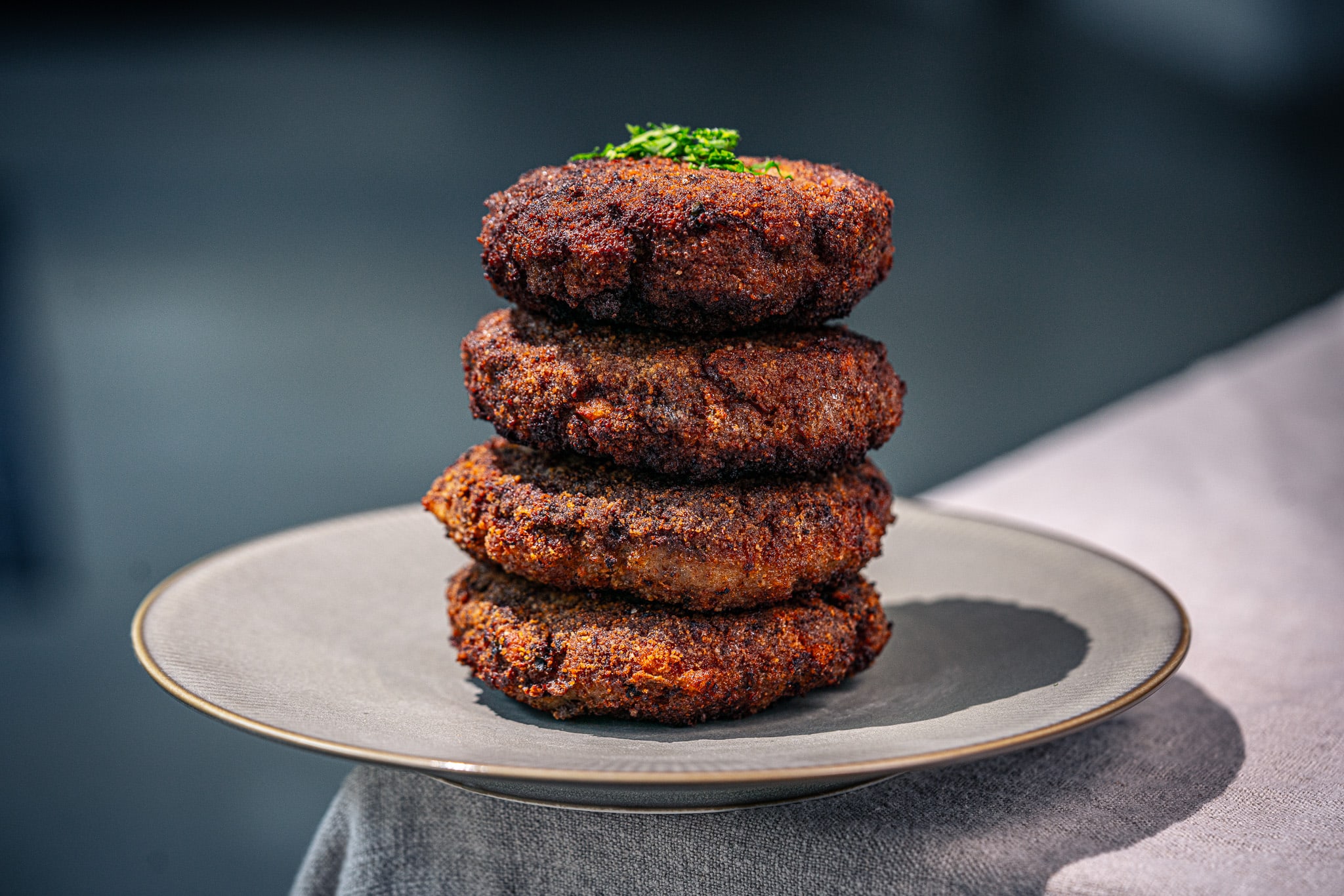 Faschierte Laibchen mit Erdäpfelpüree: Österreichische Klassiker