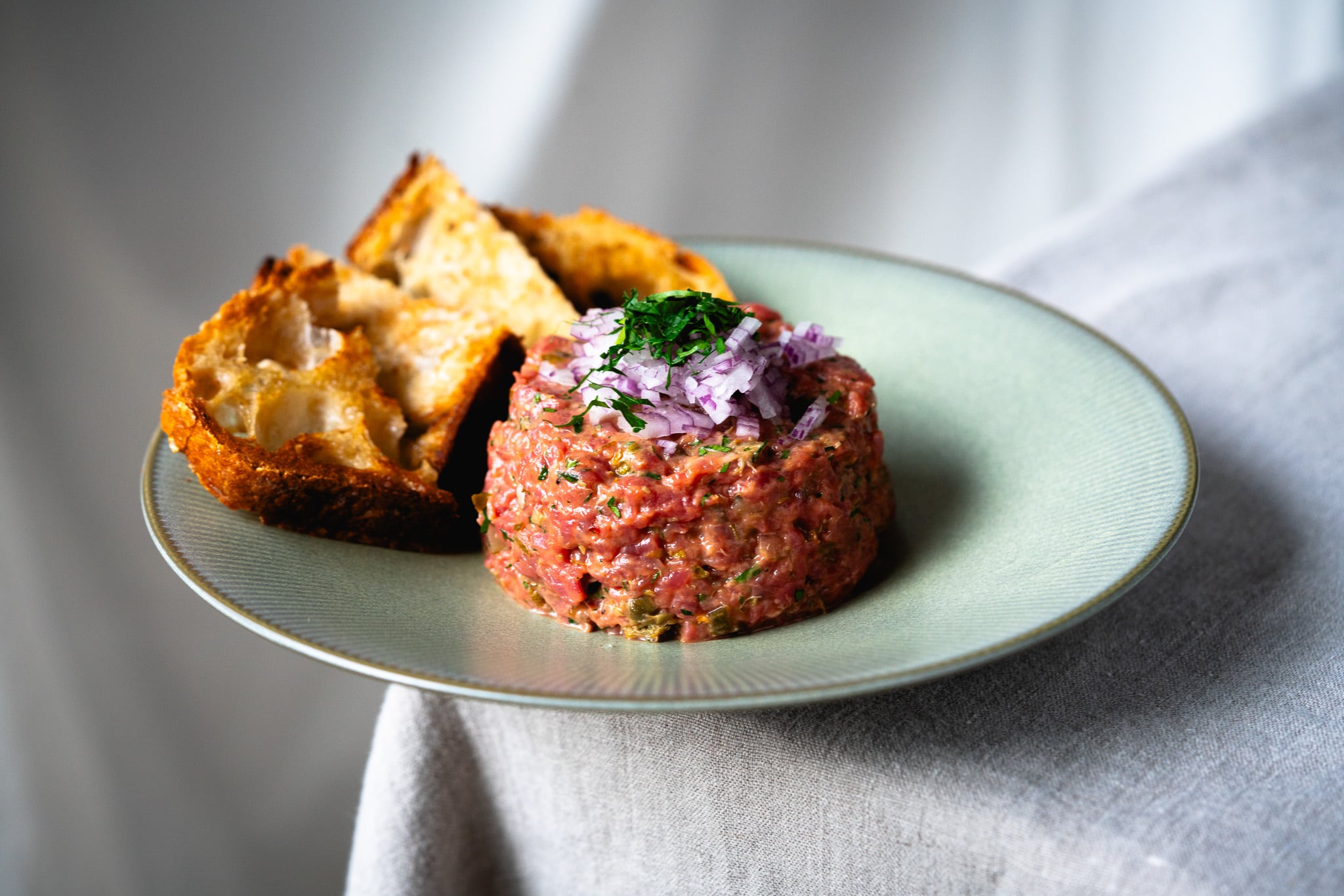 Beef Tatar selber machen: Motion Cooking Festtags-Klassiker