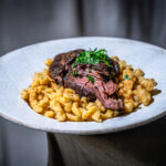 Rindsbackerl mit Butterspätzle