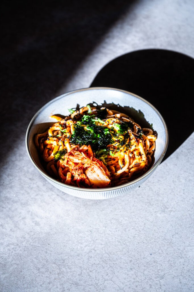 Schnelle Kimchi Udon Nudeln