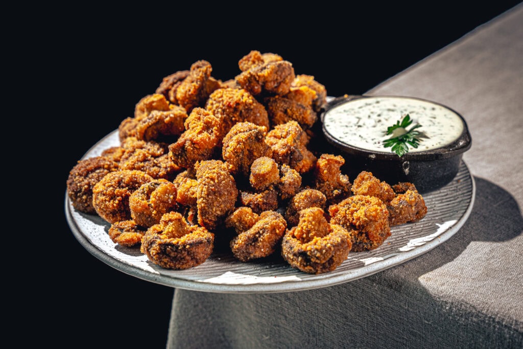 Gebackene Champignons mit Sauce tartare
