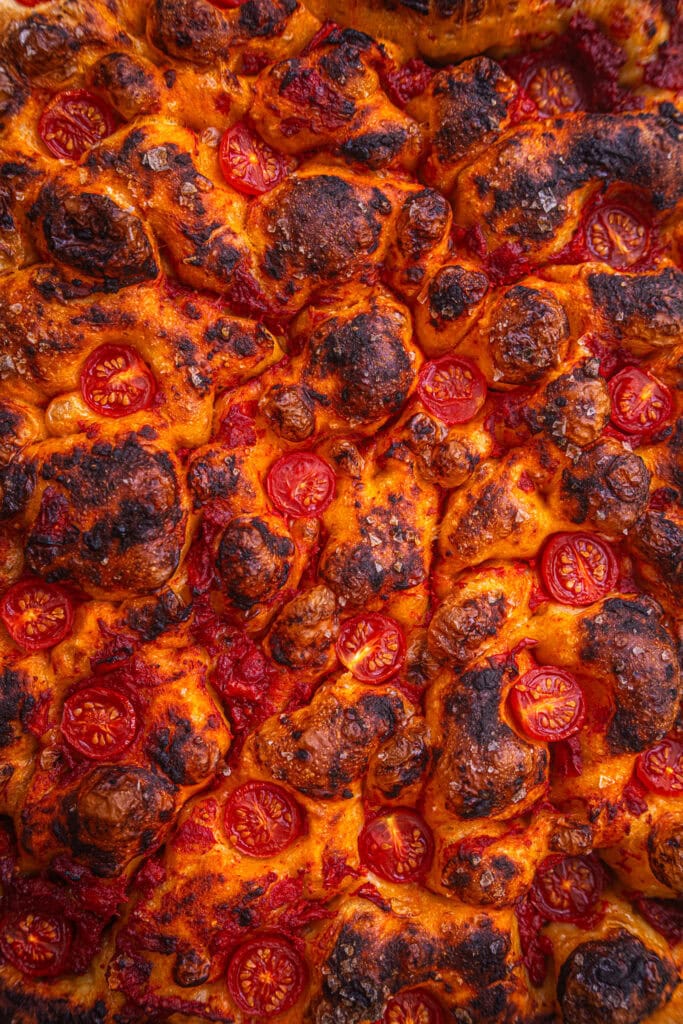 Focaccia con Salsa di Pomodoro