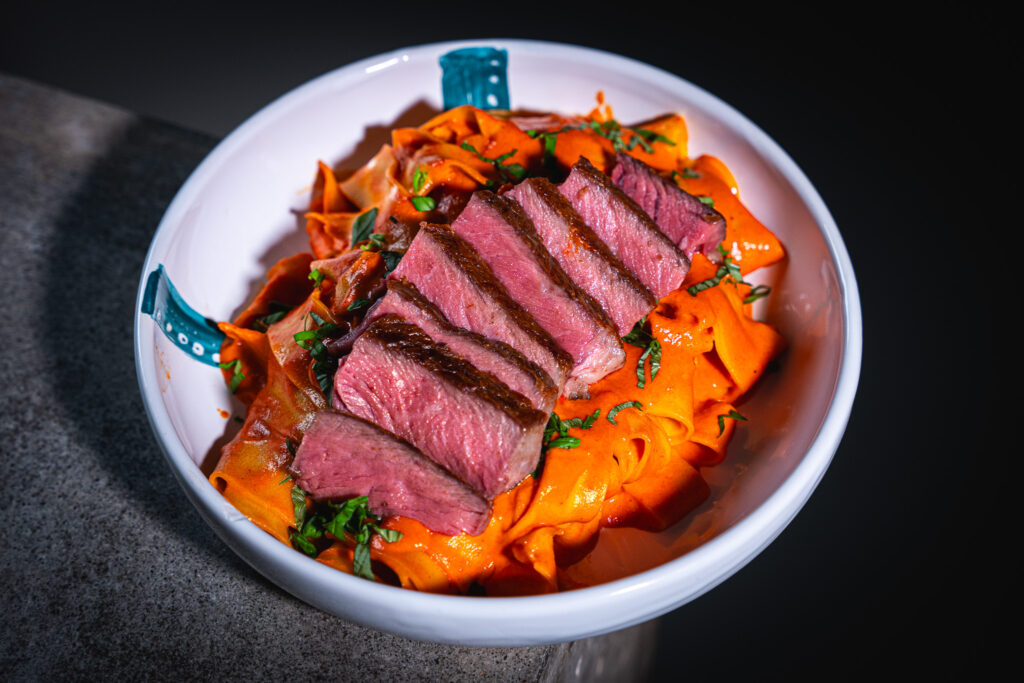 Chili Paprika Pasta mit Steak