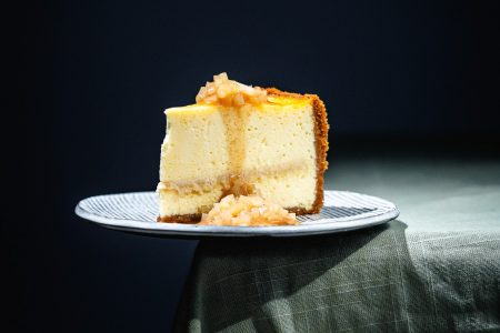 Cheesecake mit Bratapfelsauce