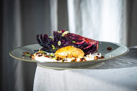 Geröstetes Rotkraut mit Fetacreme