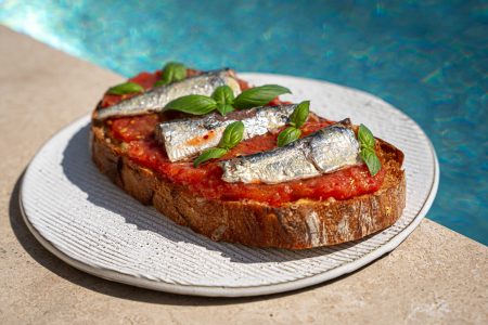 Pan con Tomate
