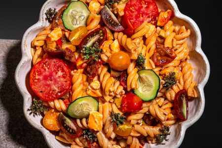 Mediterraner Nudelsalat