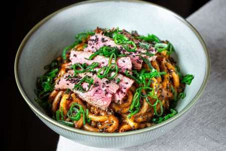 Steak-Rezepte Black Garlic Steak Noodles