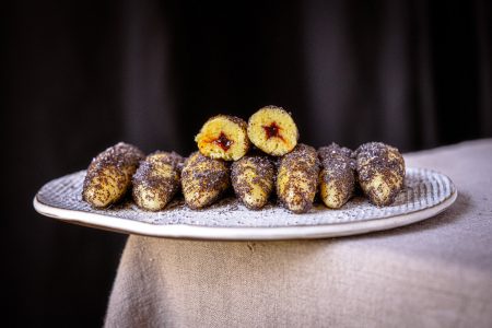 Gefüllte Mohnnudeln