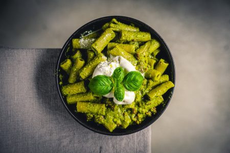Pasta al Spargel Pistazie Pesto
