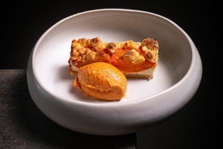 Topfen-Marillenkuchen mit Streuseln