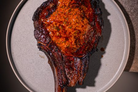 Tomahawk Steak mit Cafe de Paris Butter