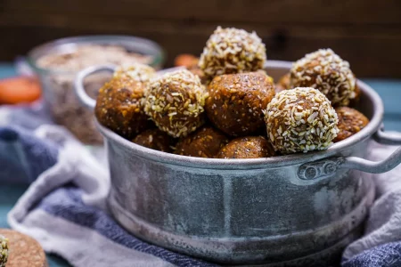 Carrot Cake Energy Balls