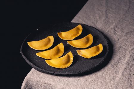 Ravioli mit Ricotta-Steinpilzfüllung
