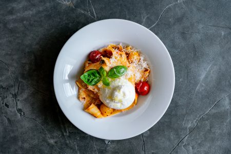 Penne Pomodoro mit glasierten Paradeisern