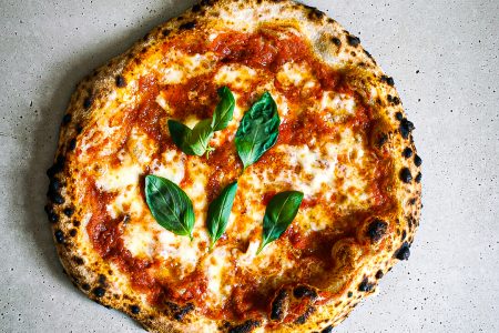 Pizza Margherita zu Hause backen