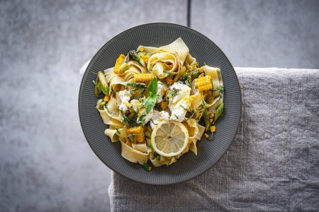 Pasta mit Spargel und karamellisiertem Kukuruz