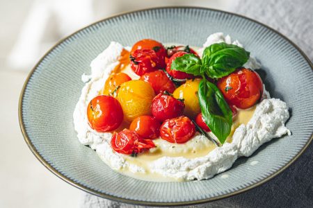 Bunte Tomaten mit Ricotta Zitronenvinaigrette