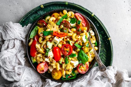 Griechischer Nudelsalat