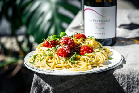 PASTA MIT MANDELPESTO