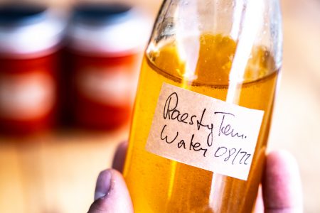 Geröstetes Tomatenwasser