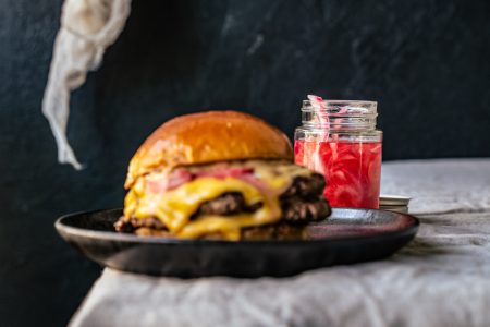 eingelegte rote Zwiebeln