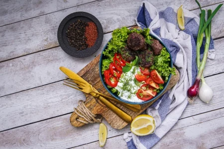 Griechische Meatballs mit Tsatsiki