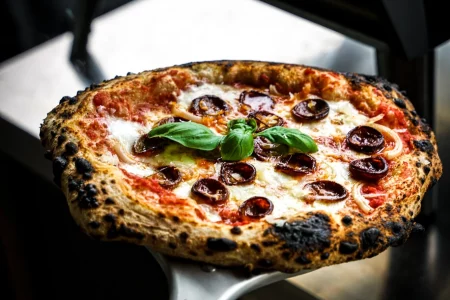 Pizzateig-mit-Sauerteig-10