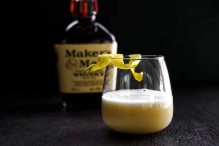 Cocktails mit Zimt Whisky Sour Cinnamon