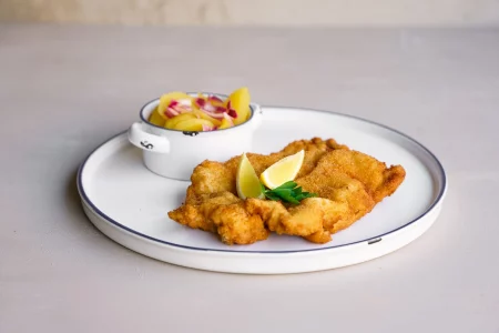Wiener-Schnitzel-mit-Erdaepfelsalat-2