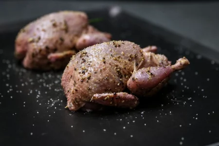 Zitronen-Wachtel mit Rosmarin