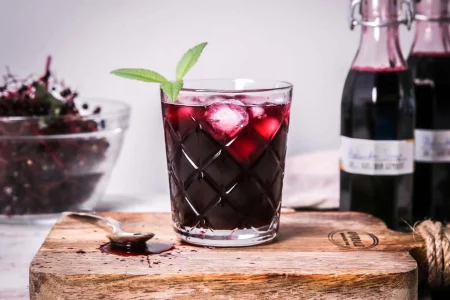 schwarzer holundersaft