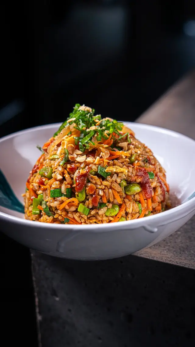 GEBRATENER REIS 🍚🔥🍳 
Wenige Zutaten & 5 Minuten Arbeit 🫨😍

❤️‍🔥 @flammkraft BLOCK R 🫨

Werbung / Ad

#motioncooking #eggfriedrice #gebratenerreis #flammkraft