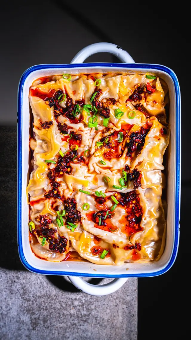 🥩 SOUP DUMPLINGS MIT BEEF & OHNE AUFWAND 🥟
Saftig, voller Suppe und schnell gemacht.
Weil’s ohne Dumplings einfach fad is, oder? 😄

#motioncooking #dumplings #soupdumplings #beefdumplings