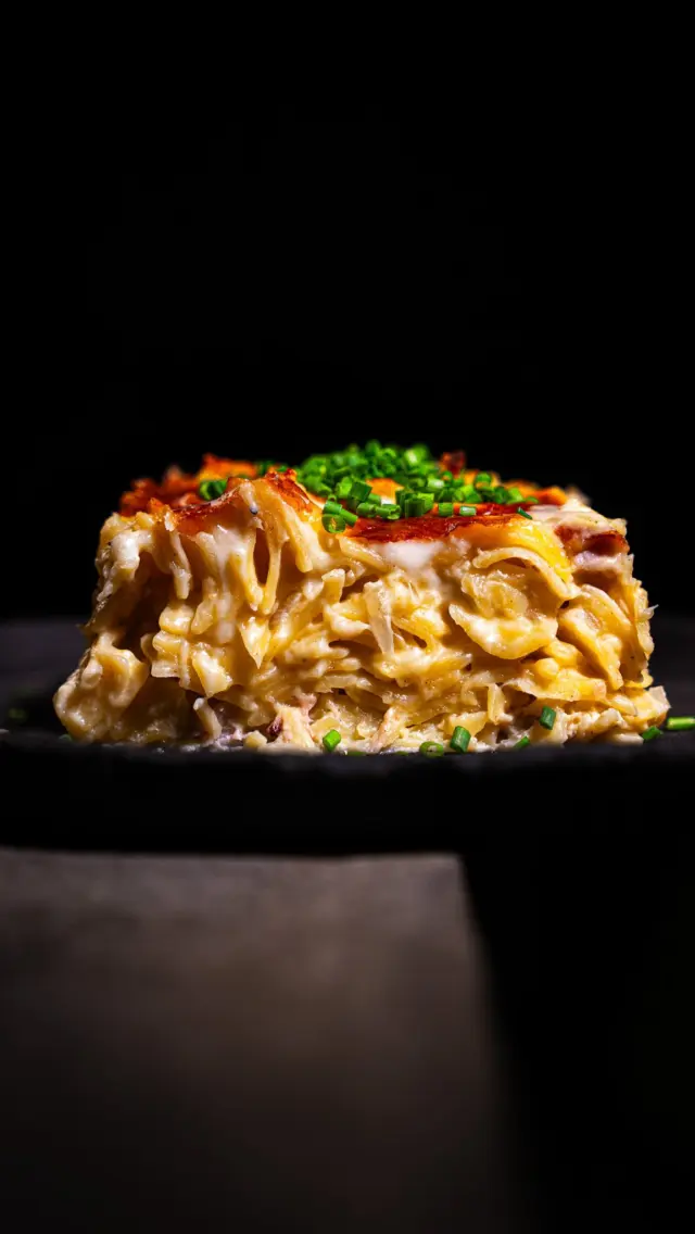 SCHINKENFLECKERL – das österreichische Restlessen nach dem Osterwochenende 🍖🍝 
Wie darf ich euch’s bringen? Klassisch oder überbacken? 😄 

Werbung / Ad 

#motioncooking #österreichischeküche #schinkenfleckerl #amagütesiegel #leftovers