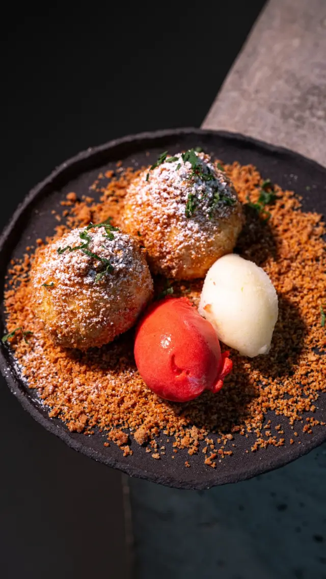 ERDBEERKNÖDEL mit 🍓Erdbeer & 🌼Holunder Sorbet 🥰

Mit dem Code MOTIONCOOKING bekommst du bis inkl. 20.05. -10 % auf die Dolci im Tefal Online Shop 😊

#motioncooking #erdbeerknödel #tefal #tefaldolci #sorbet