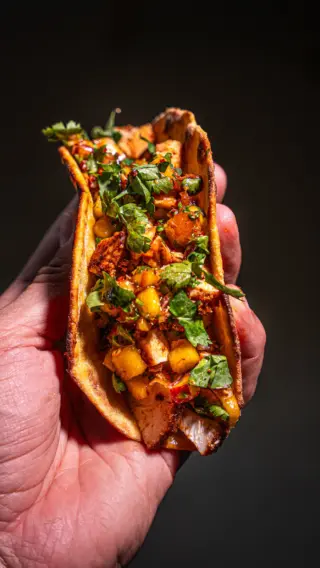 🌮 CHICKEN TACOS 🌶️
Der 1er-Schmäh für richtig gute Soft-Tacos – und was Mais aus der Dose damit zu tun hat. 🇲🇽🌽😍

Werbung / Ad

#motioncooking #chickentacos #maistacos #napoleongrillsaustria #premiumbbqs